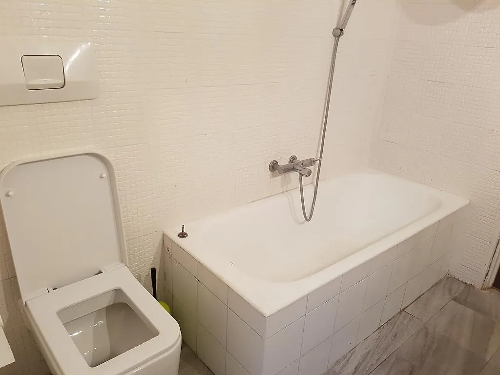 מילאנו Innperfect Room Central Station